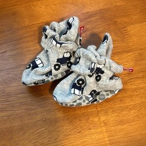 Zutano baby booties - 3M